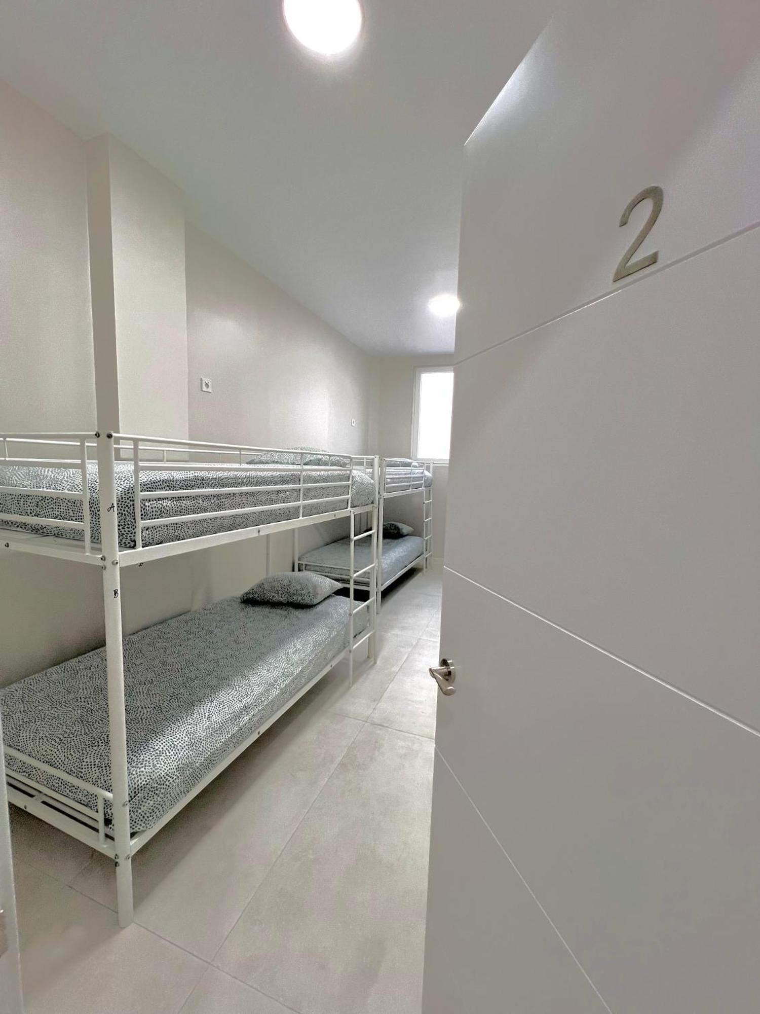 Hostel Oasis Madrid Ngoại thất bức ảnh