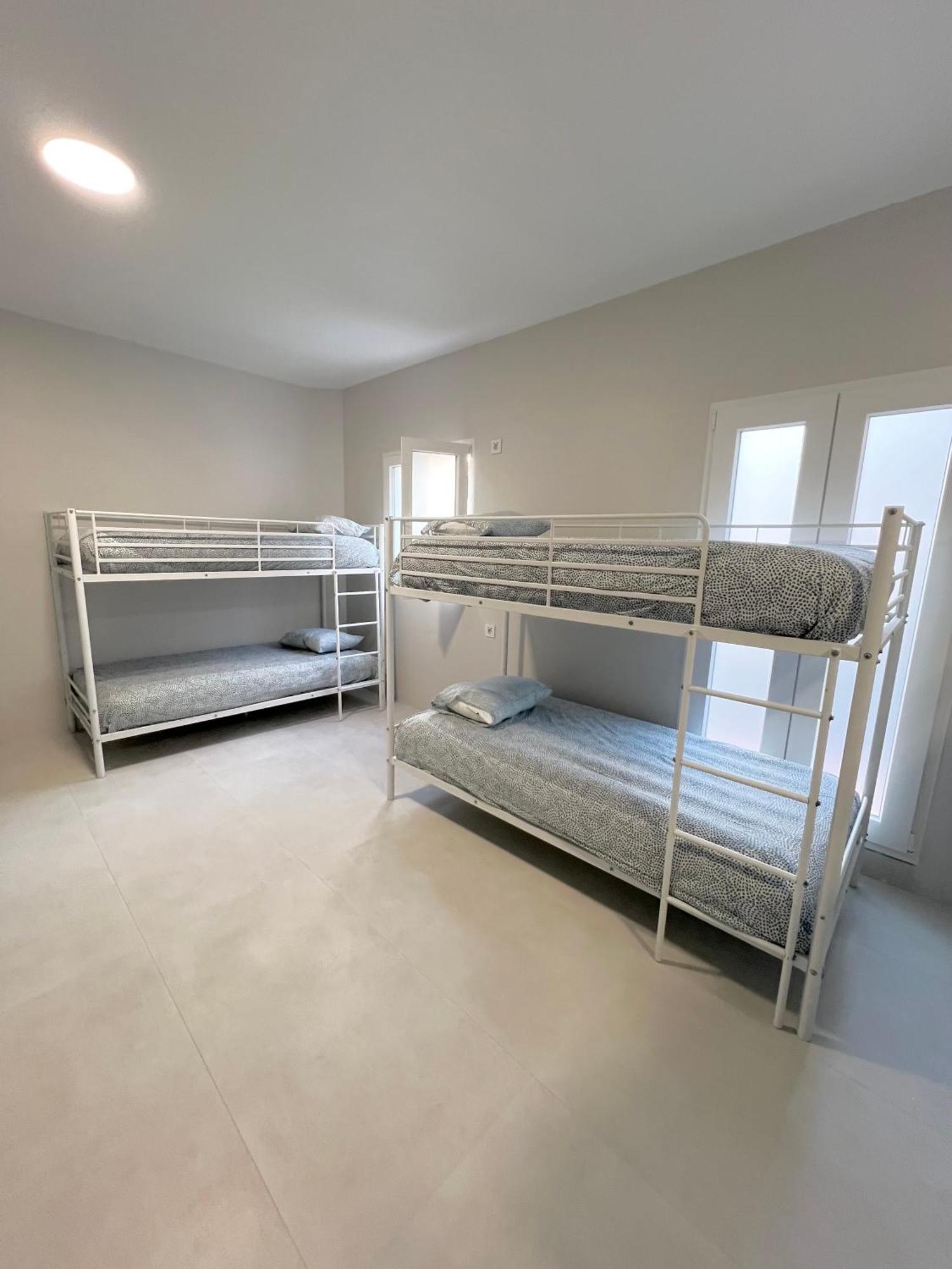 Hostel Oasis Madrid Ngoại thất bức ảnh