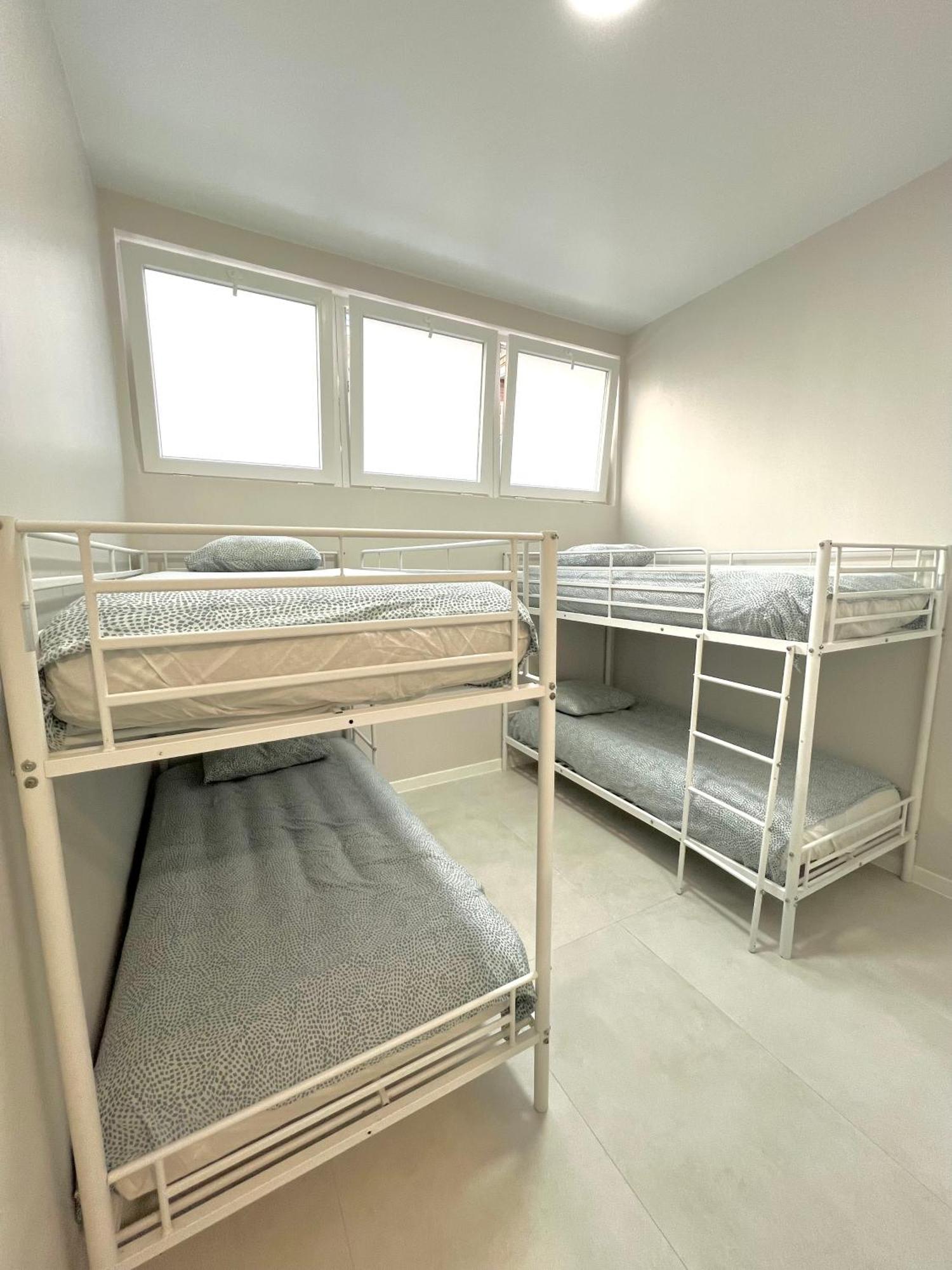 Hostel Oasis Madrid Ngoại thất bức ảnh