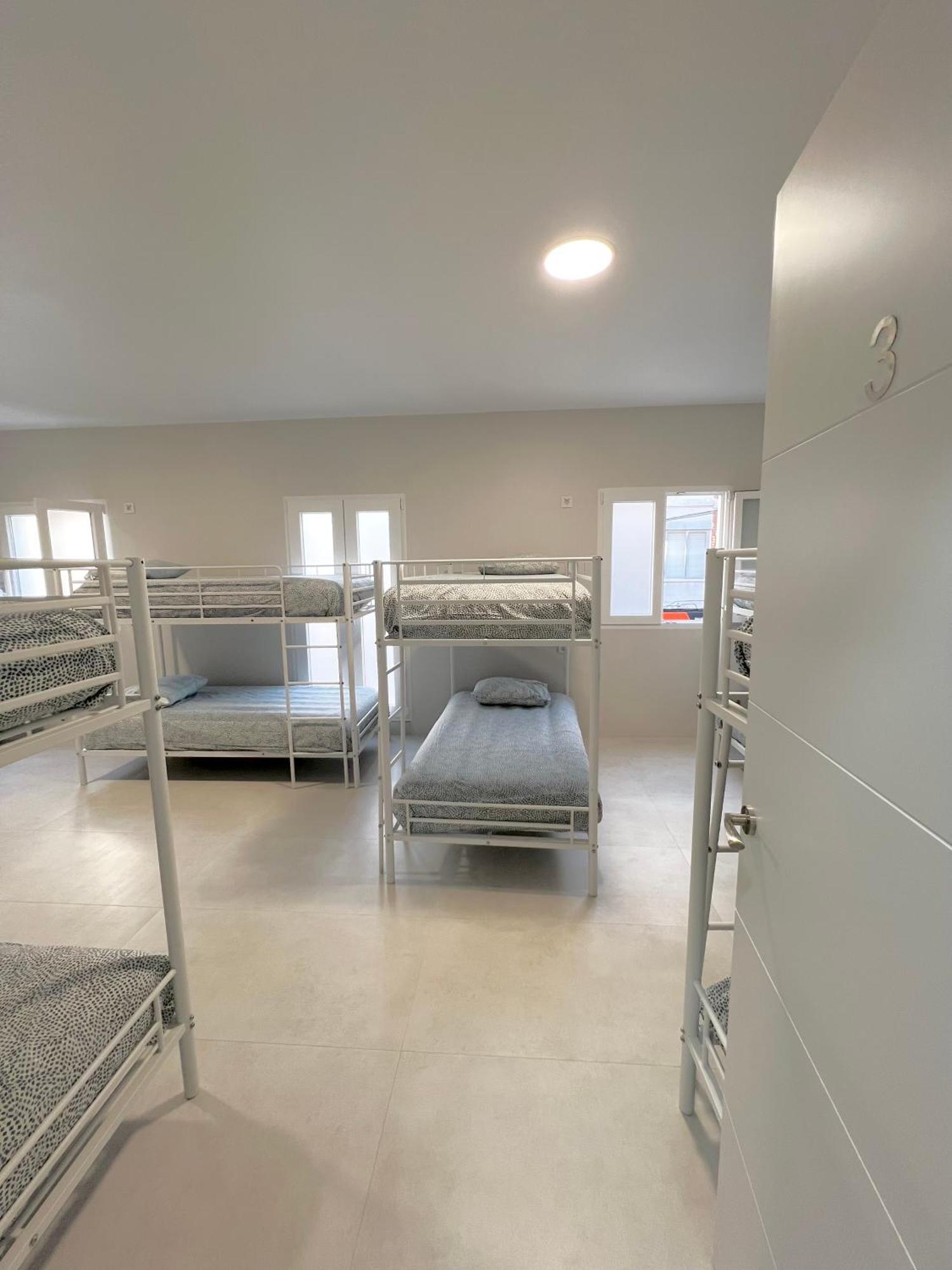 Hostel Oasis Madrid Ngoại thất bức ảnh