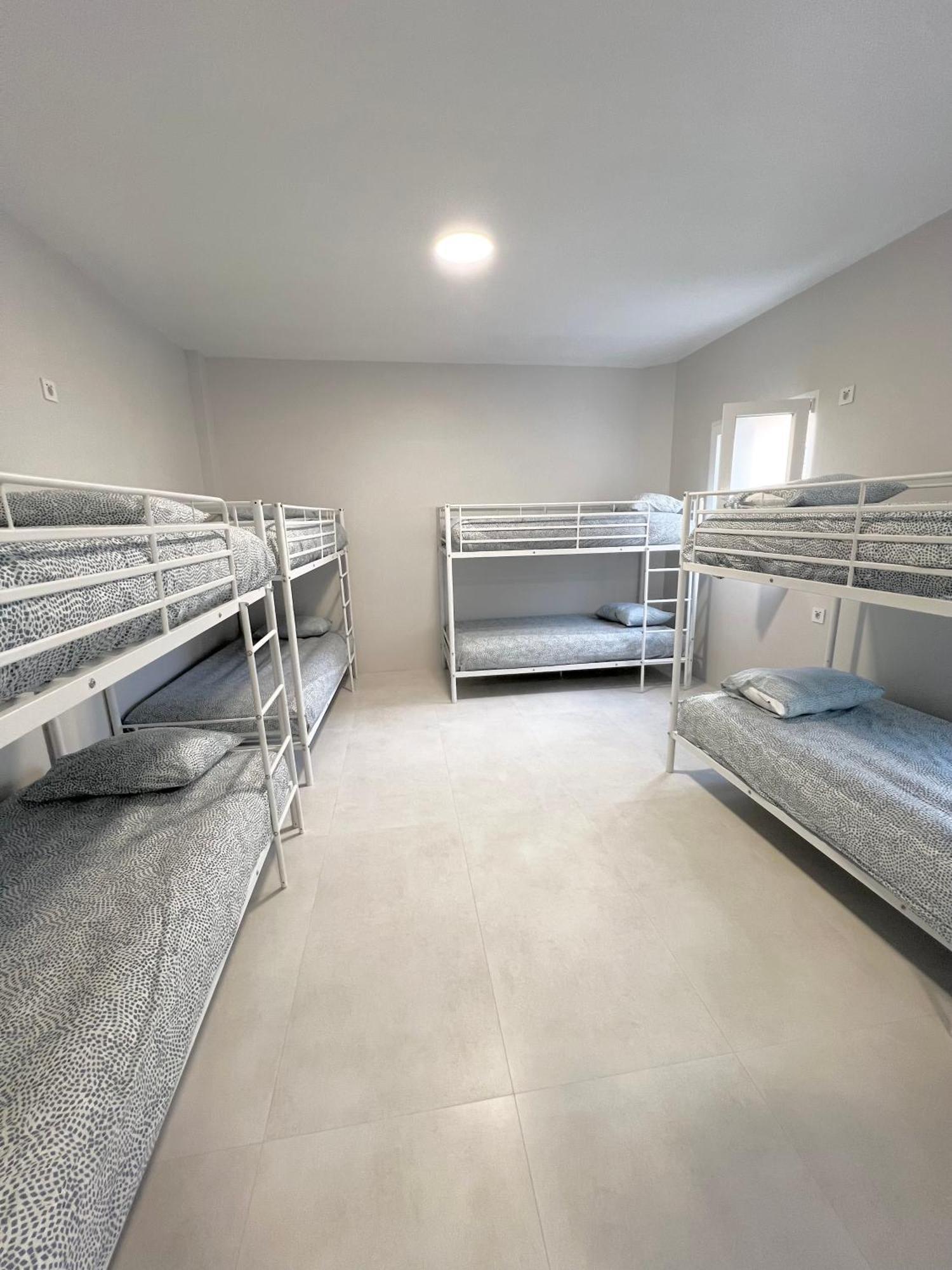 Hostel Oasis Madrid Ngoại thất bức ảnh