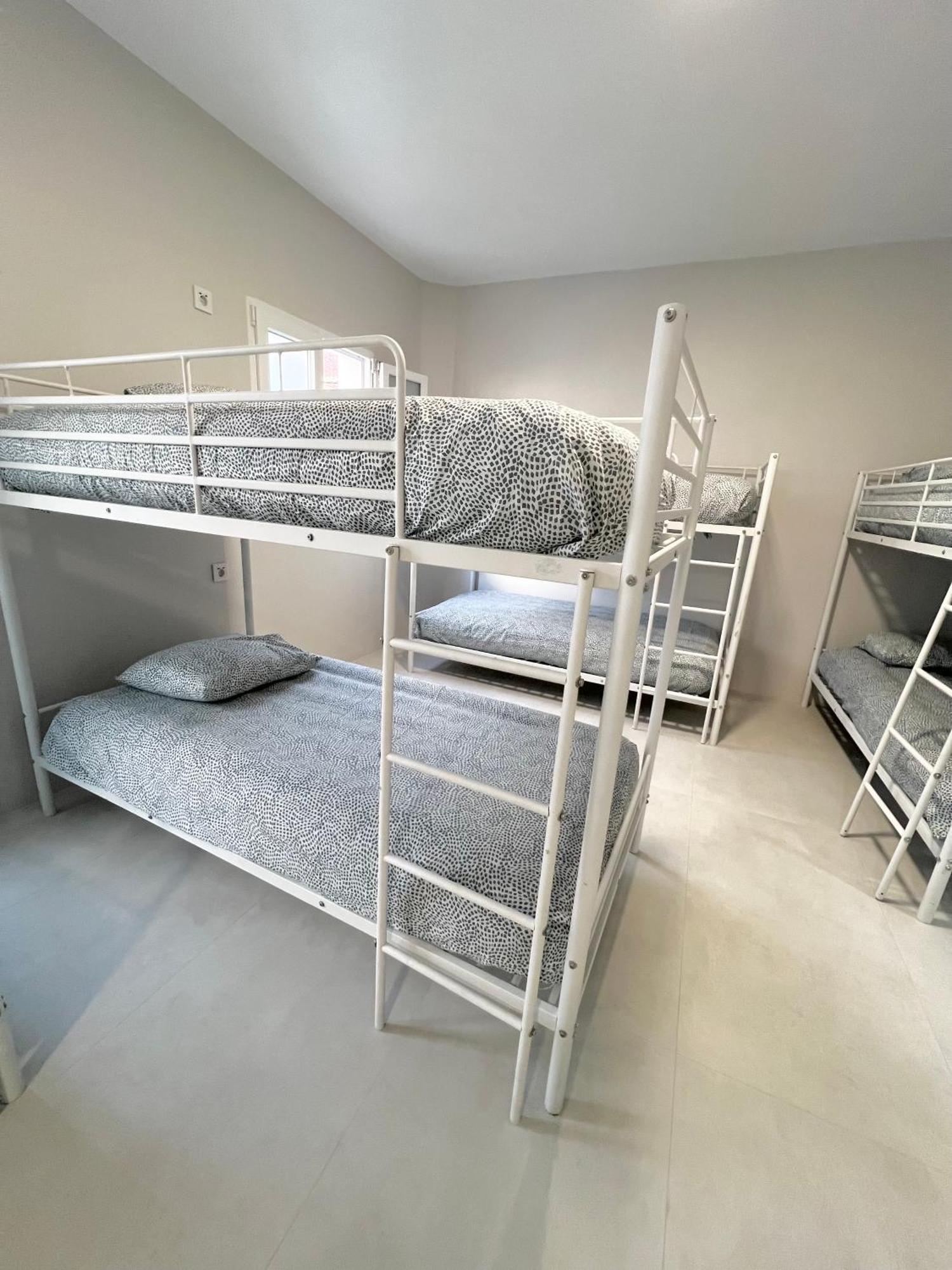 Hostel Oasis Madrid Ngoại thất bức ảnh