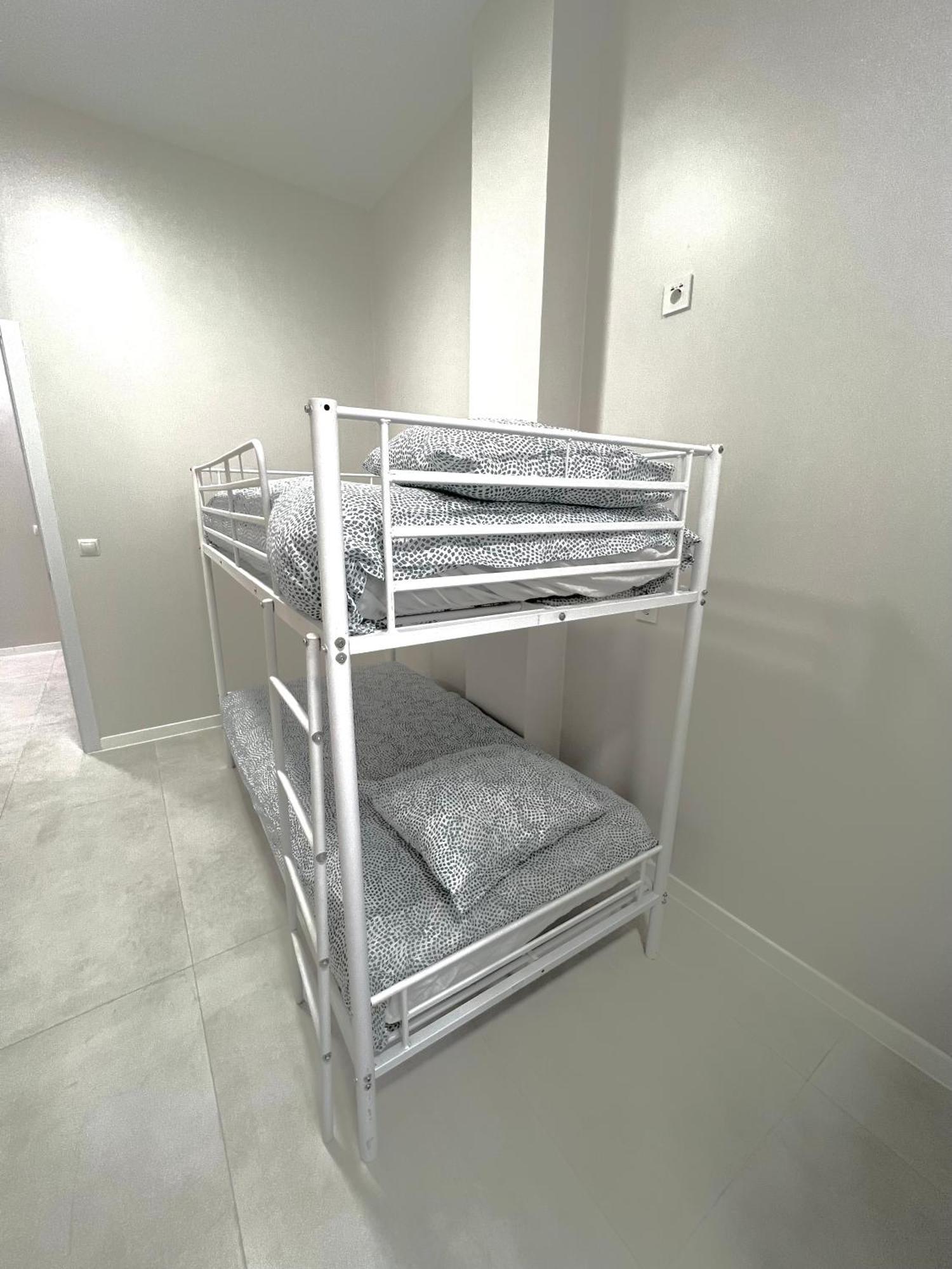 Hostel Oasis Madrid Ngoại thất bức ảnh
