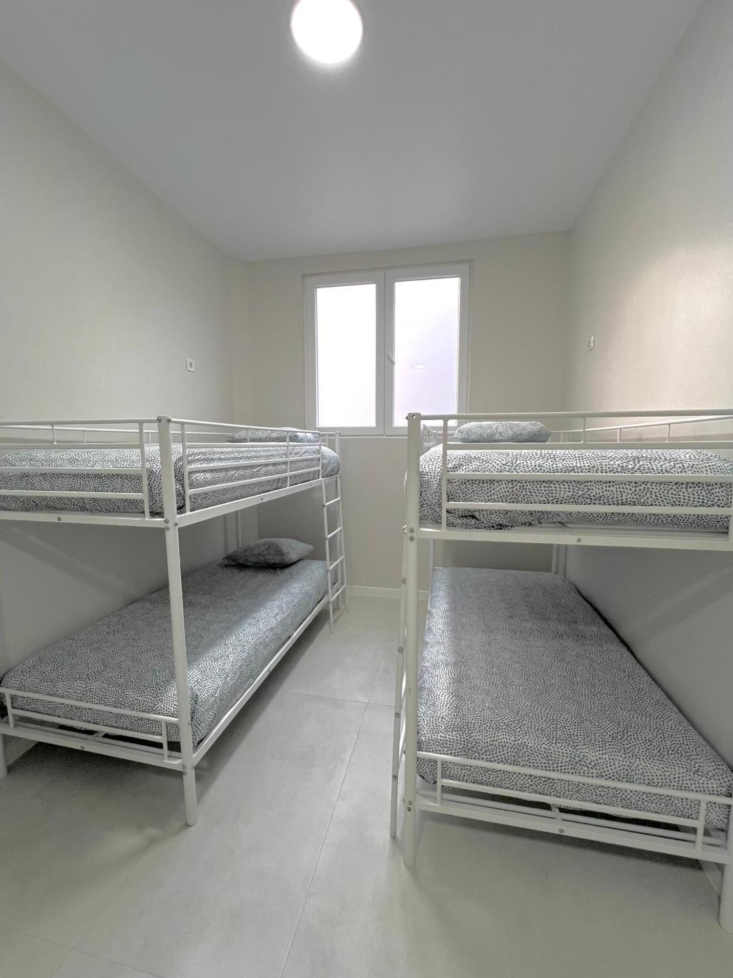 Hostel Oasis Madrid Ngoại thất bức ảnh